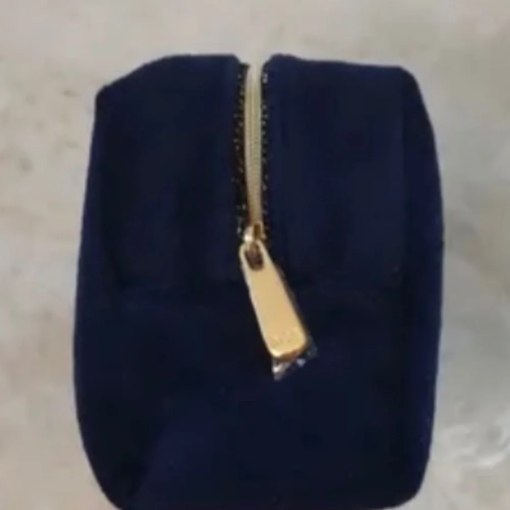 Dior Velvet cosmetic pouch - Picture 4 of 7